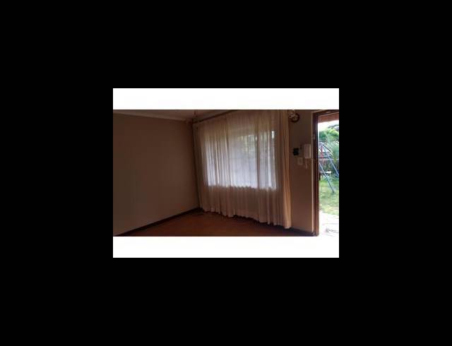 3 BEDROOM HOUSE TO LET IN ORIENT HEIGHTS
